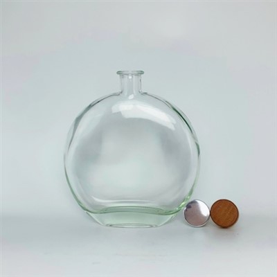 Stikla pudeles ar vākiem